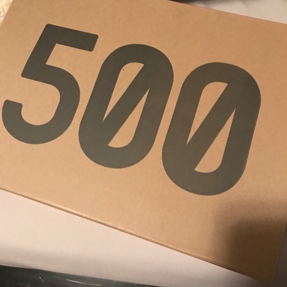 Yeezy 500 - Picture 4 of 4